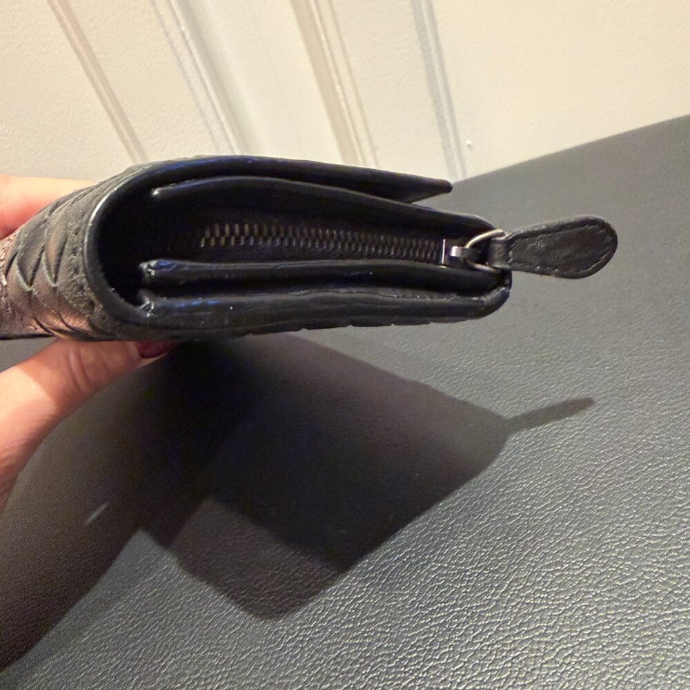 Rare Bottega Veneta Intrecciato Black Leather Nappa Long Wallet w/ Stingray - Picture 6 of 10